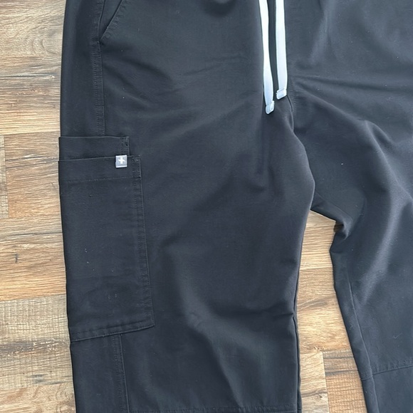 FIGS BASIC SCRUB PANTS TECHNICAL COLLECTION BLACK HIGH RISE UNISEX Sz XL - Picture 5 of 12